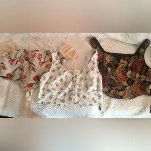 Lot of 3 floral cropped corset tops ren faire Cottagecore fairycore 🧚🏼♀️